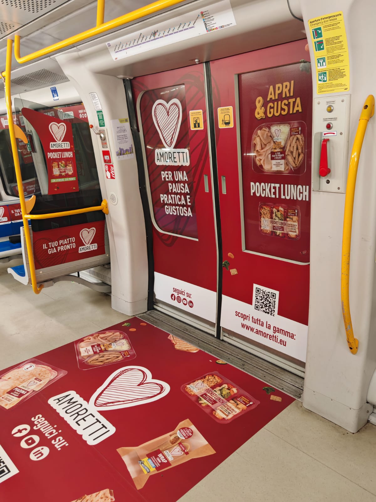 Amoretti · allestimento Light Immersive su treno M5