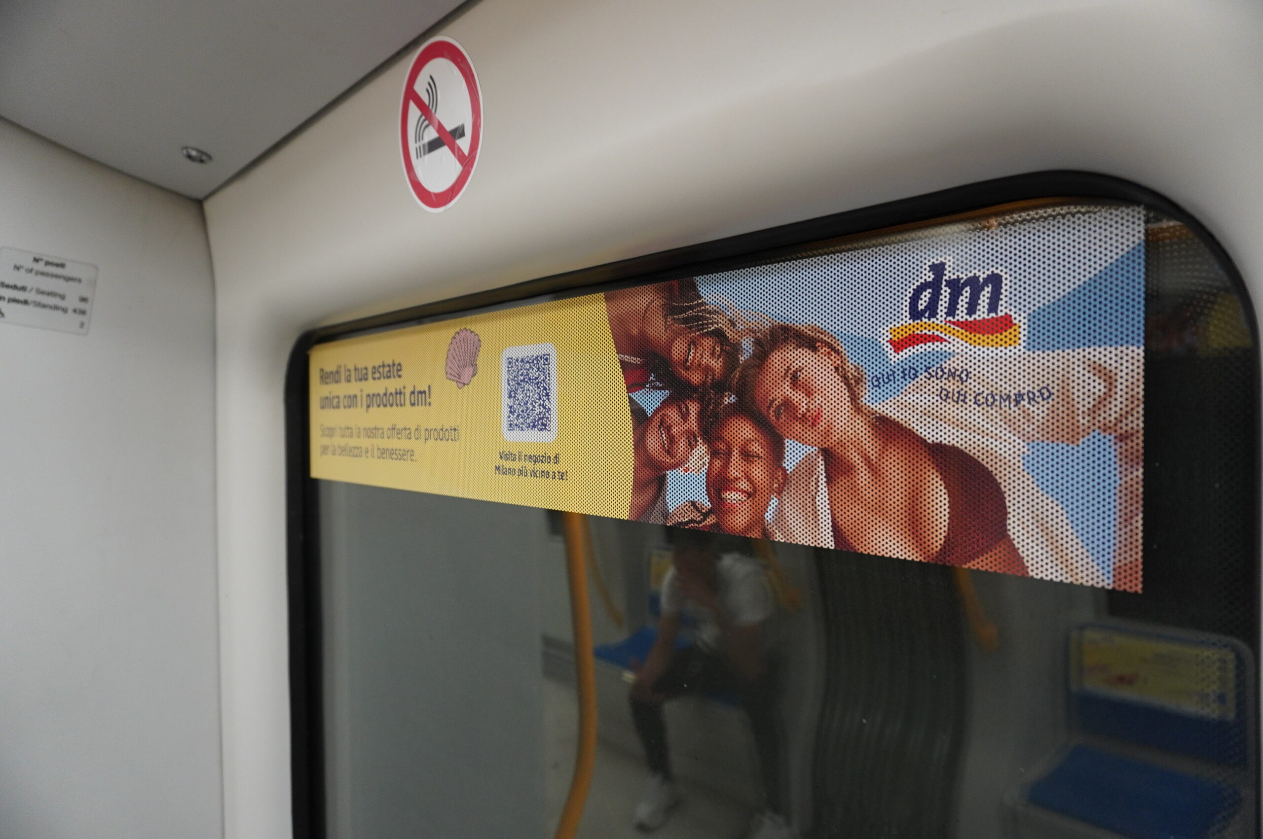 DM Drogerie Markt · allestimento Plus + 4 Doors su treno M5