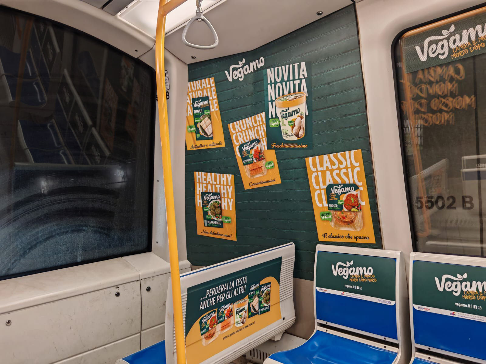 Vegamo · allestimento Plus su treno M5